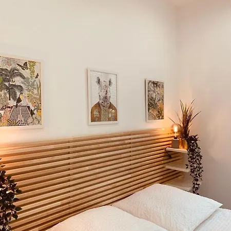 Loft Luxe Grands Boulevard Apartment